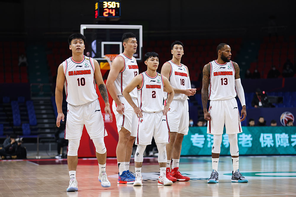 CBA常规赛赛程吃紧，利物浦转会期手感冰凉，态度坚定，身体对抗强度拉满的简单介绍爱游戏登录入口