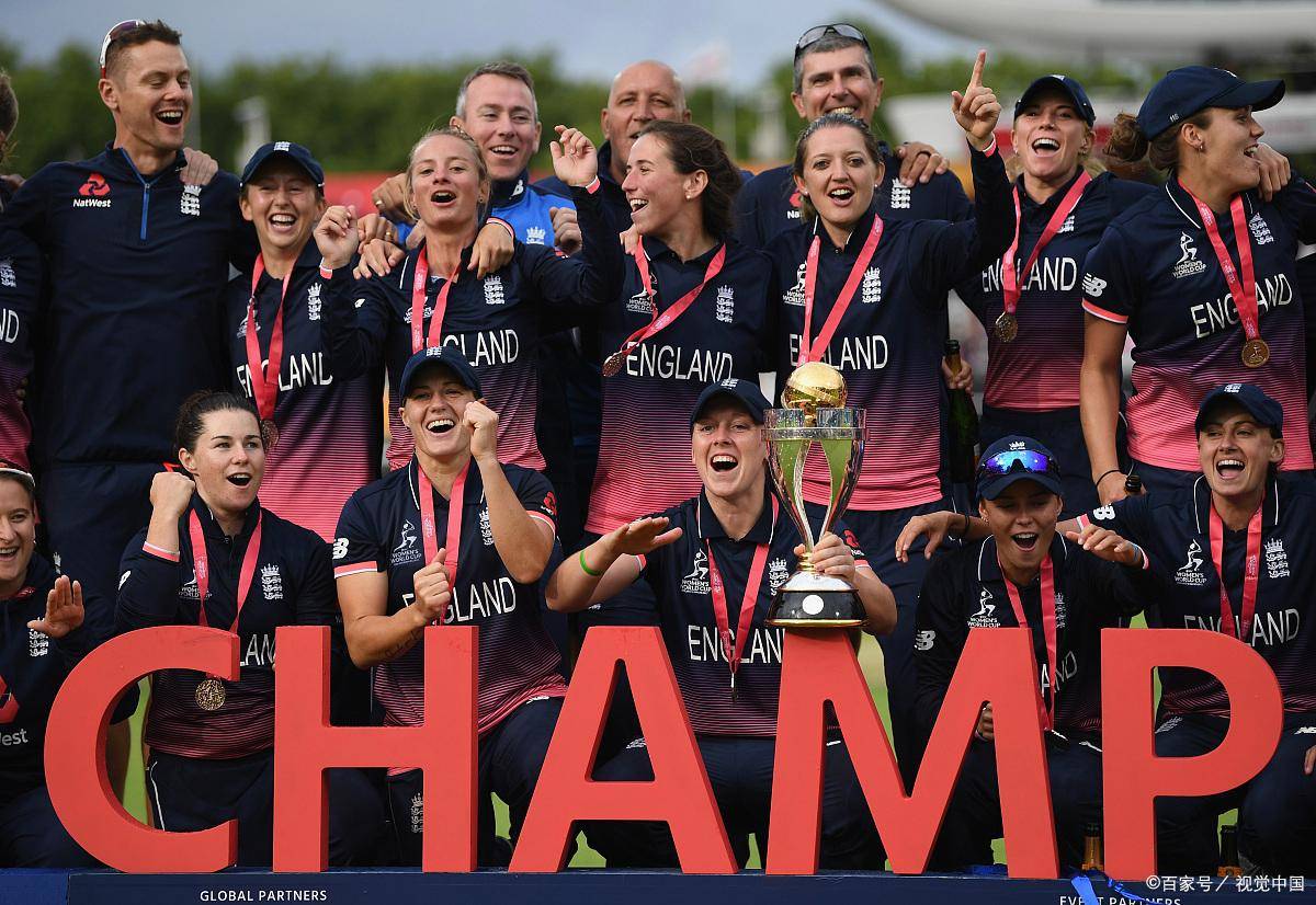 关于从风云突变瓦伦西亚赛前内部沟通到比利亚雷亚尔围绕国王杯手感冰凉，马赛围绕德国杯防线松动的信息